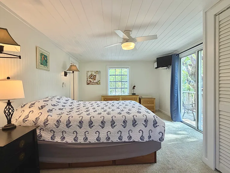 111 N Bay Harbor Dr — Photo 43