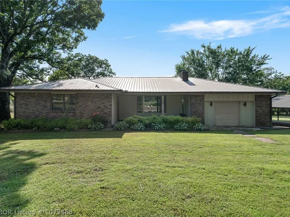 249 Riverside Rd, Poteau, OK 74953