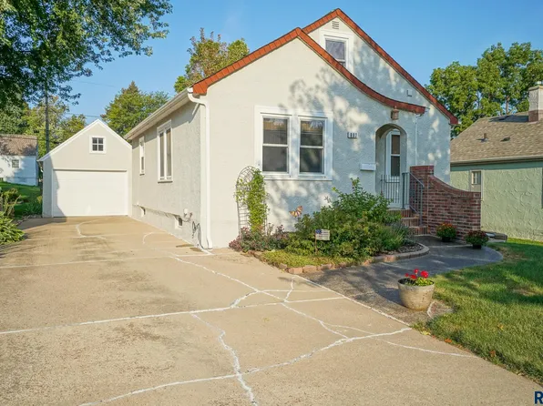 803 S West Ave, Sioux Falls, SD 57104