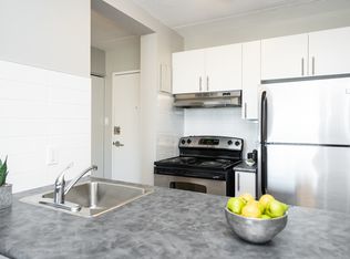 70 Garry St #1039930, Winnipeg, MB R3C3J9