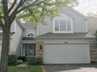 1555 Regan Ct, Hoffman Estates, IL 60192