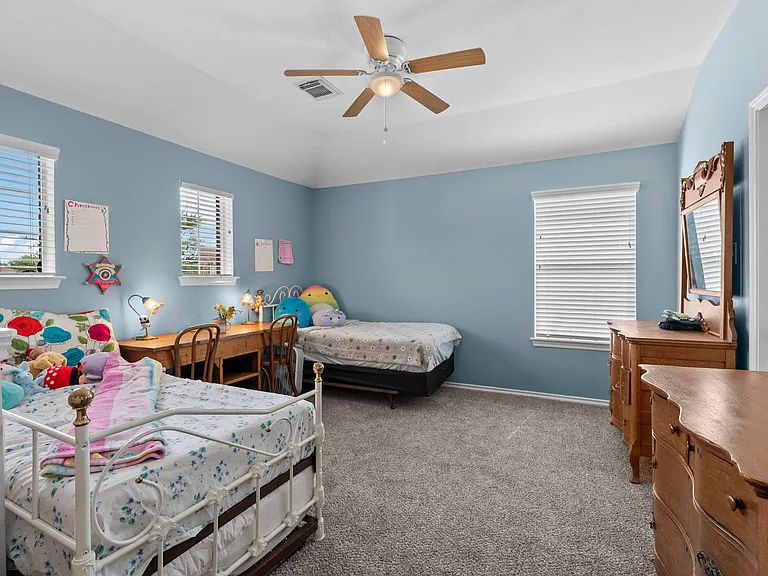 4506 Noble Ct — Photo 40