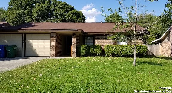 2nd image of 2923 Abercorn Dr