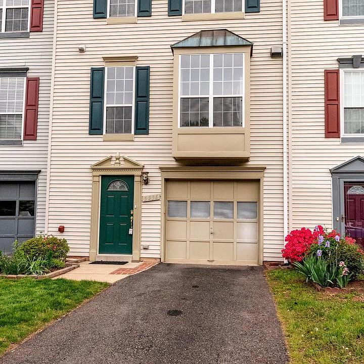 1st image of 5936 Baron Kent Ln
