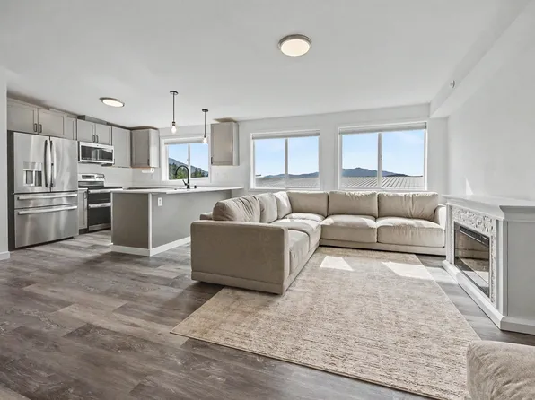 12430 Mendenhall Loop Rd Unit 8, Juneau, AK 99801