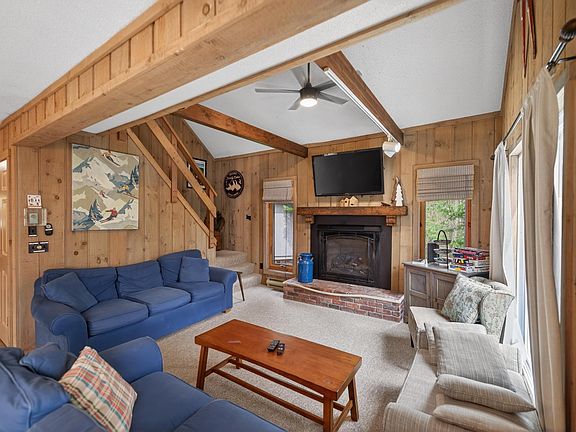 3rd image of 18 Quail Court