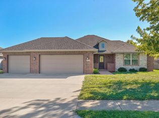 324 E Lombardy Dr, Republic, MO 65738