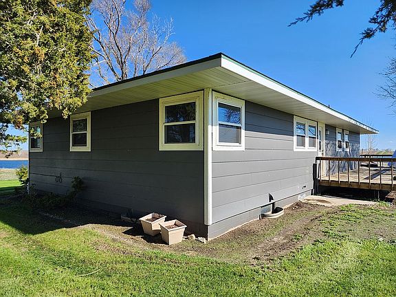 3rd image of 19807 434th Ave