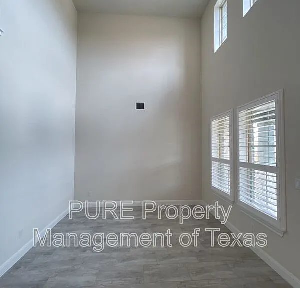 716 Expedition Way — Photo 10