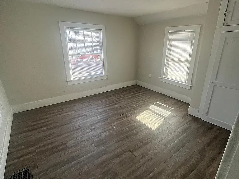 2825 SW Jefferson Ave — Photo 11