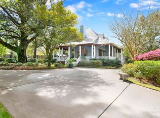 702 Fairhope Ave, Fairhope, AL 36532