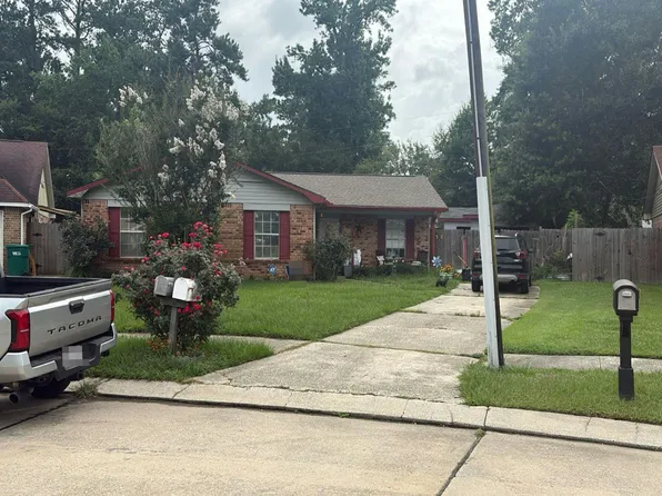 441 Forest Loop, Mandeville, LA 70471