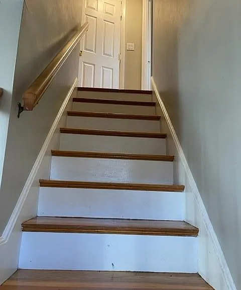 137 Sylvester Ave — Photo 17
