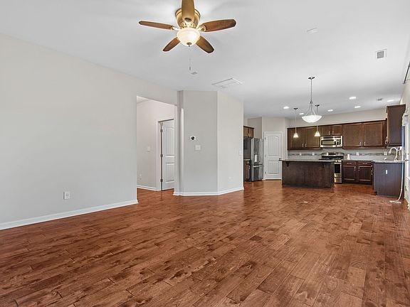 5th image of 4615 Coral Dr