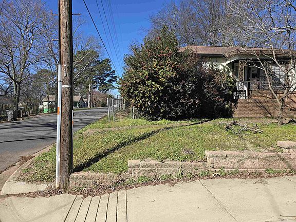 2nd image of 426 Main St
