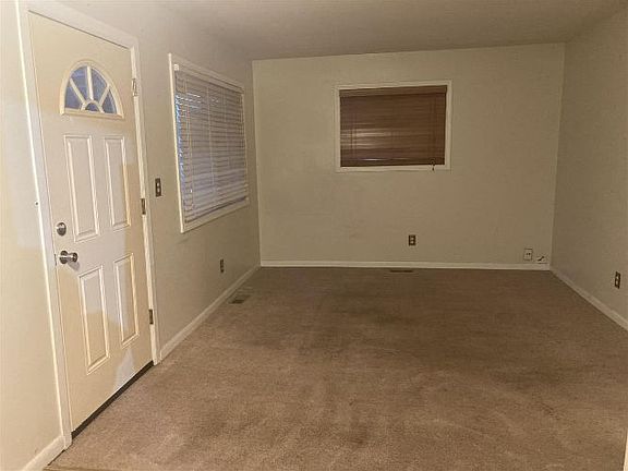 5th image of 2147 Sandalwood Dr