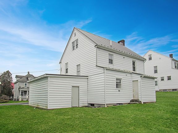 5th image of 306 John St