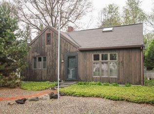 36 Dorking Rd, Rochester, NY 14610