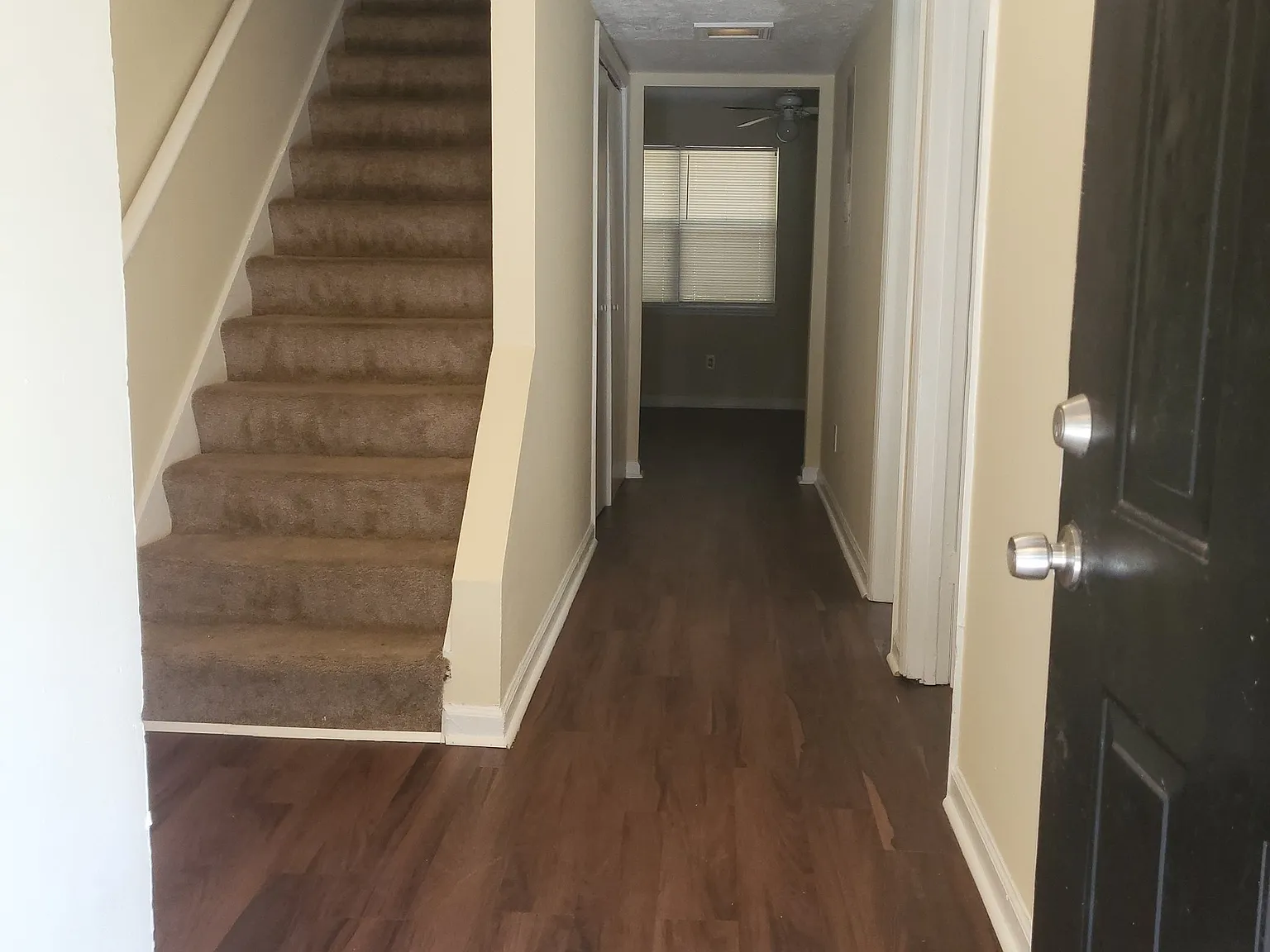 3 bed, 1600 sqft, $1,795 — Photo 3