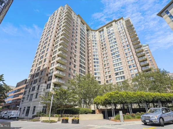 851 N Glebe Rd APT 1003, Arlington, VA 22203