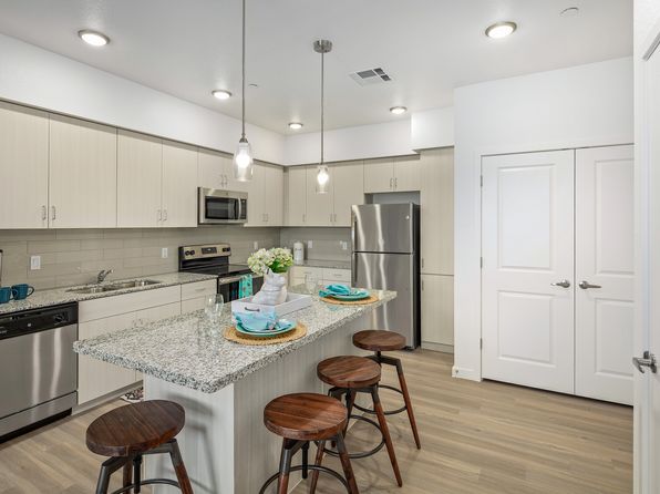 3470 Lee Cir #312