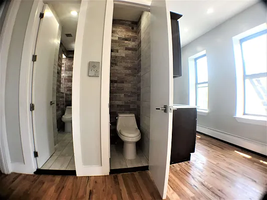 Rented by Brooklyn Group | media 8