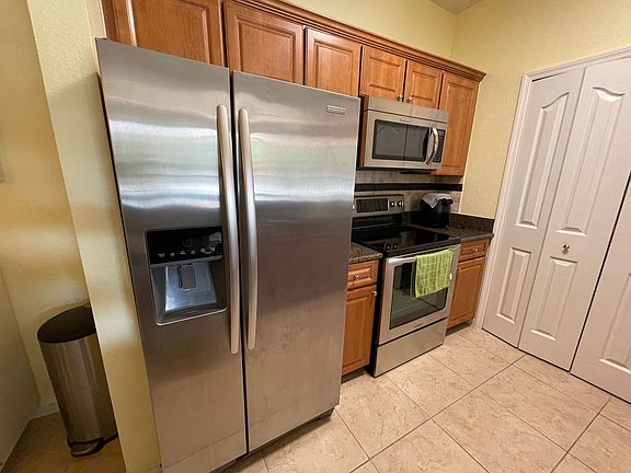 5th image of 12936 Violino Ln APT 106