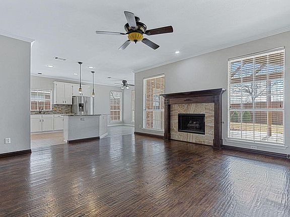 5th image of 10413 Napa Valley Dr