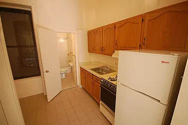 Rented by City Connections Realty