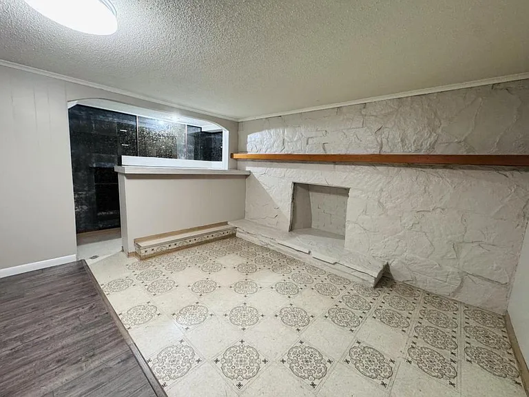 1819 5th Ave — Photo 32