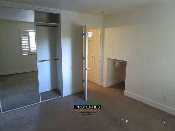 905 Colina Ct — Photo 18