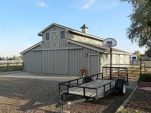 1728 Square Feet barn