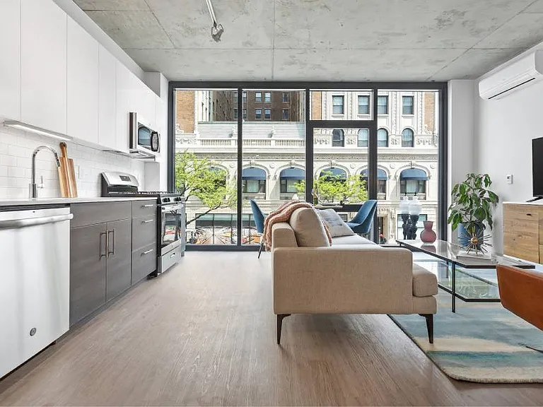 Upshore Residences — Photo 18