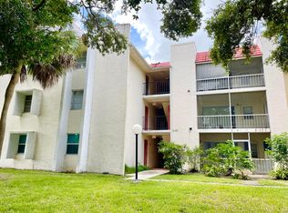 636 NW 13th St APT 31, Boca Raton, FL 33486