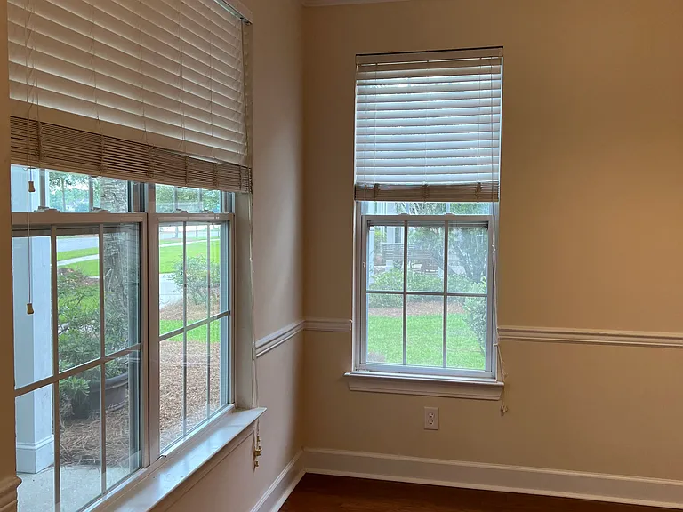 1833 Brittlebush Ln — Photo 16