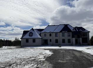 1554 River Rd, Ottawa, ON K4M1B4