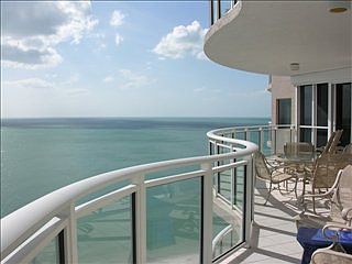 1st image of 8231 Bay Colony Dr APT 2001