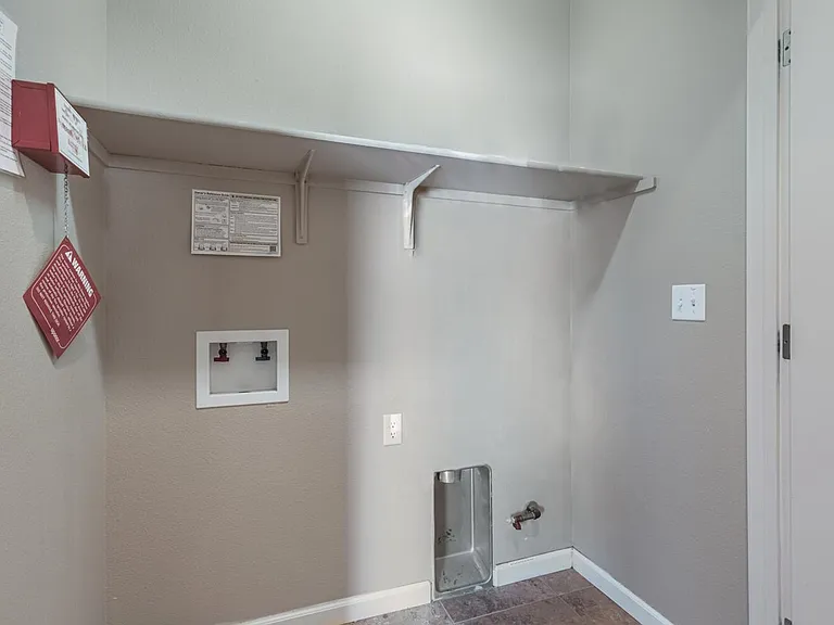 3475 Bellaire Ave — Photo 18