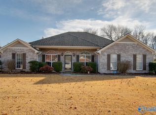 223 Grasslands Rd, Huntsville, AL 35811