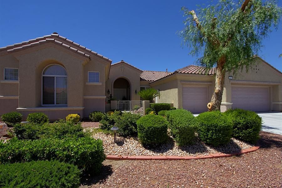 1st image of 2687 Olivia Heights Ave
