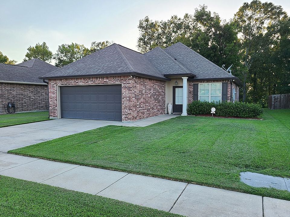 1st image of 195 Imperial Saint Landry Ave