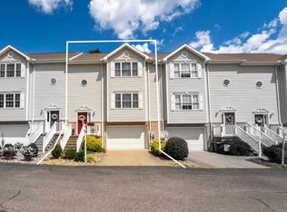 110 New Castle Dr, Morgantown, WV