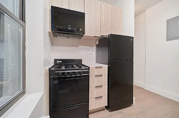 Rented by Living New York | media 17