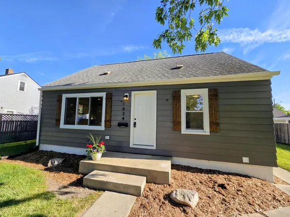1634 Michigan AVENUE, South Milwaukee, WI 53172