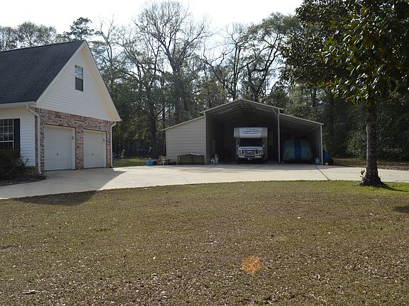 2nd image of 17809 Riverwalk Dr
