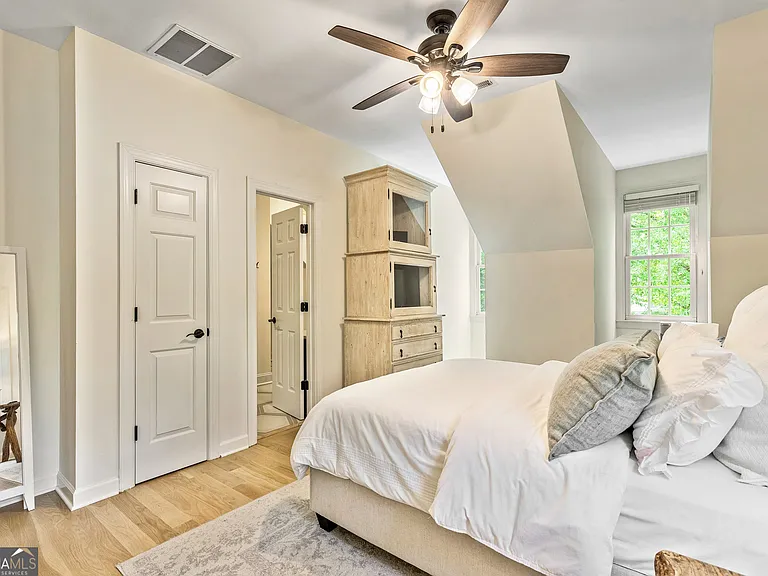 125 N Cove Dr — Photo 56