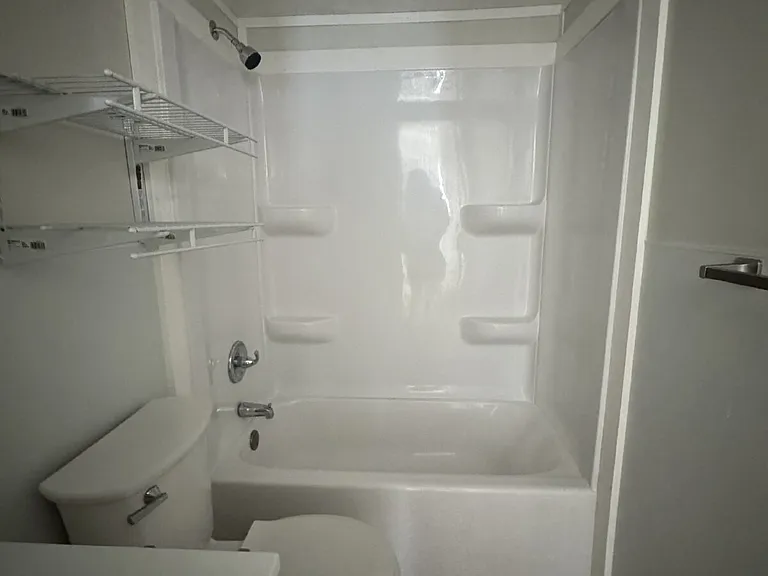 253 Friendly Cir — Photo 8