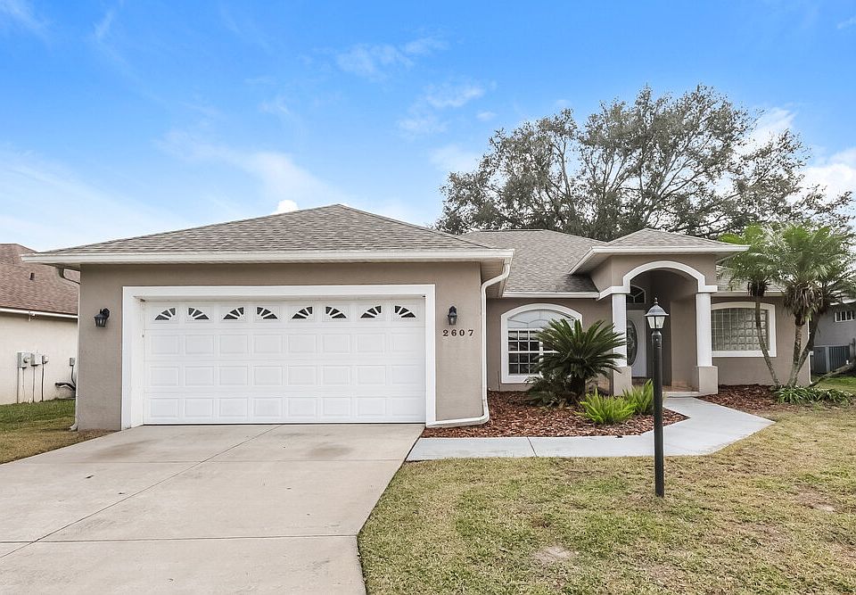 1st image of 2607 Pine Valley Dr