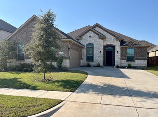3636 Wintergreen St, Midlothian, TX 76065
