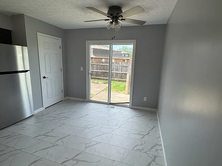 3837 Millstone Rd #3837 — Photo 29